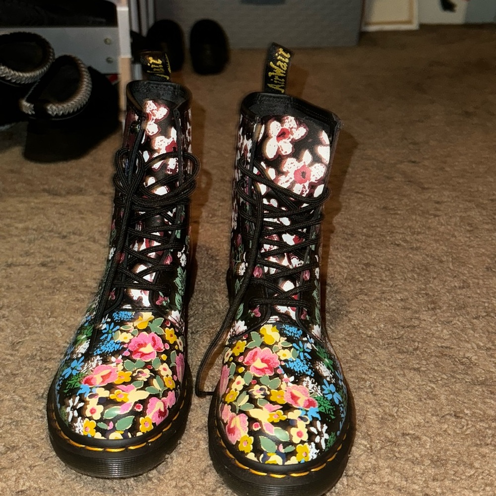 Floral Dr. Martens